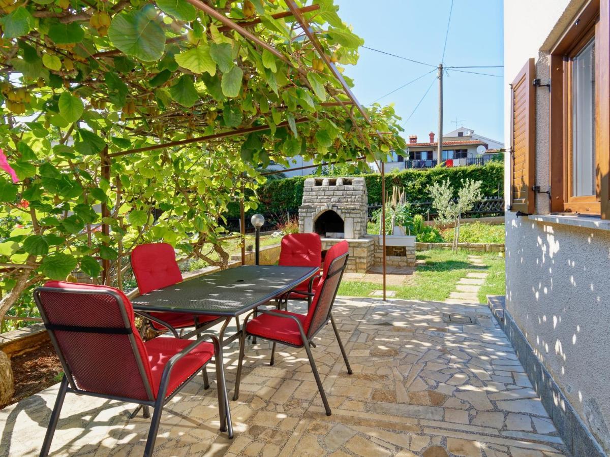 Apartments Marta By Rent Istria Novigrad Istria Exterior foto
