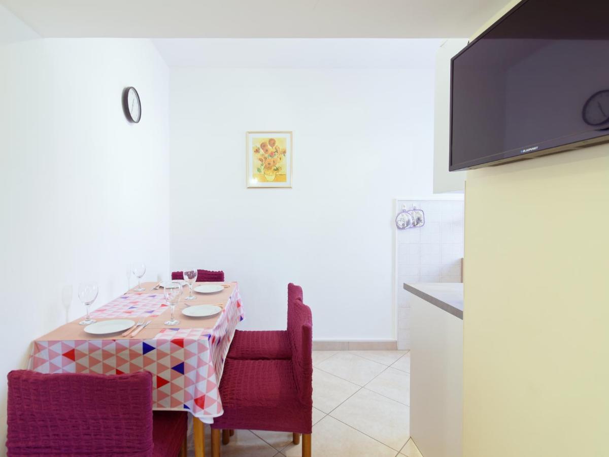 Apartments Marta By Rent Istria Novigrad Istria Exterior foto